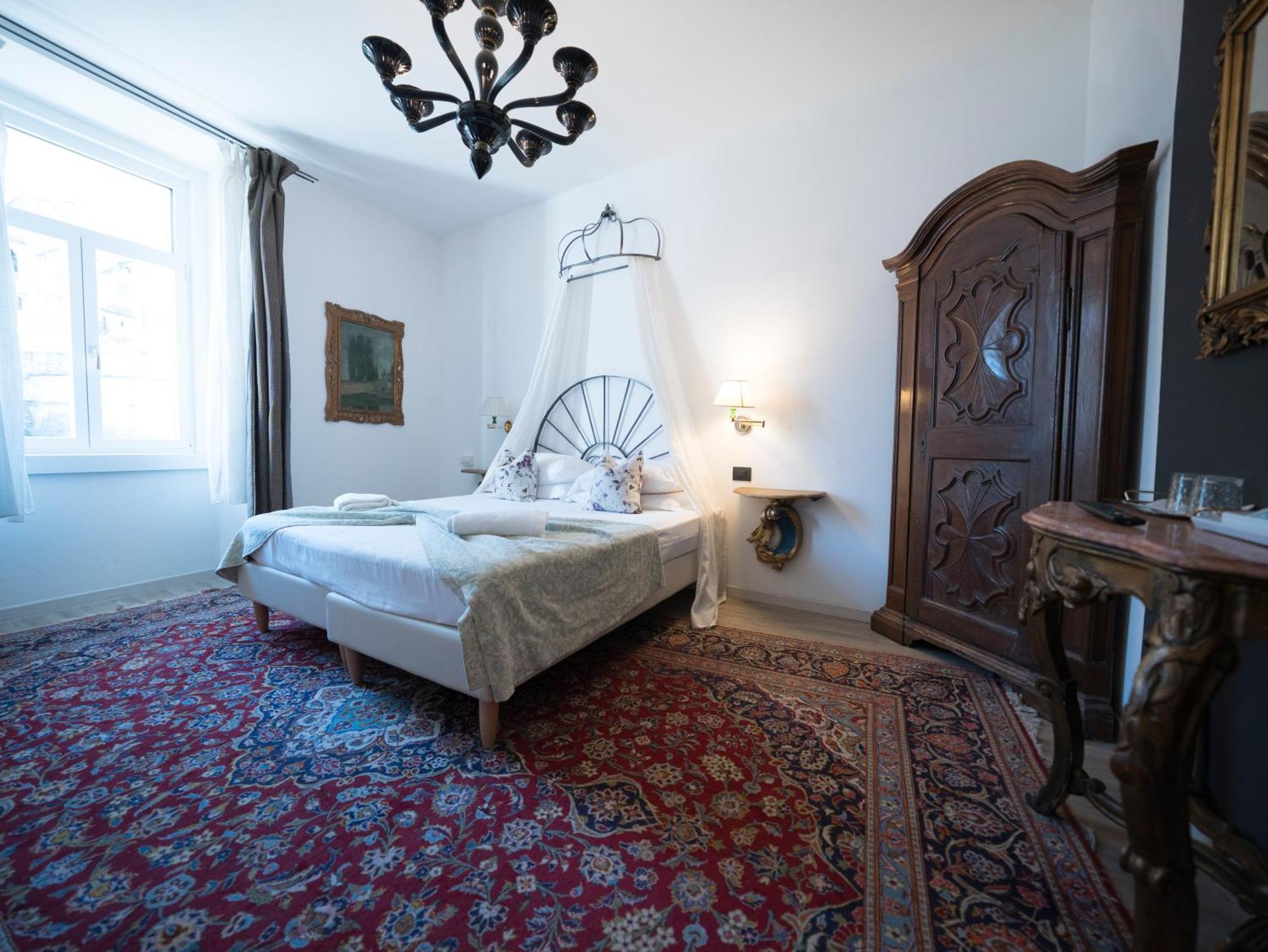 B&B La Loggia Del Castello Trente Buitenkant foto